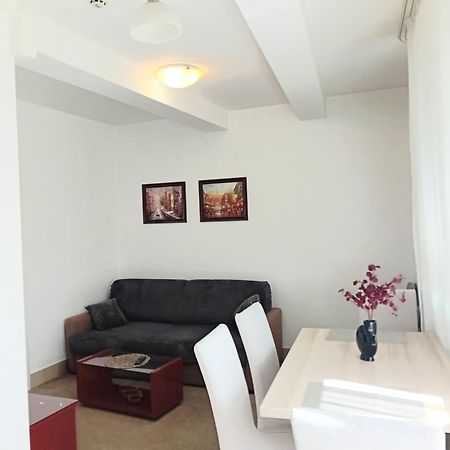 Wing 3 Apartman ,,Bc ,, Jagodina Exterior foto