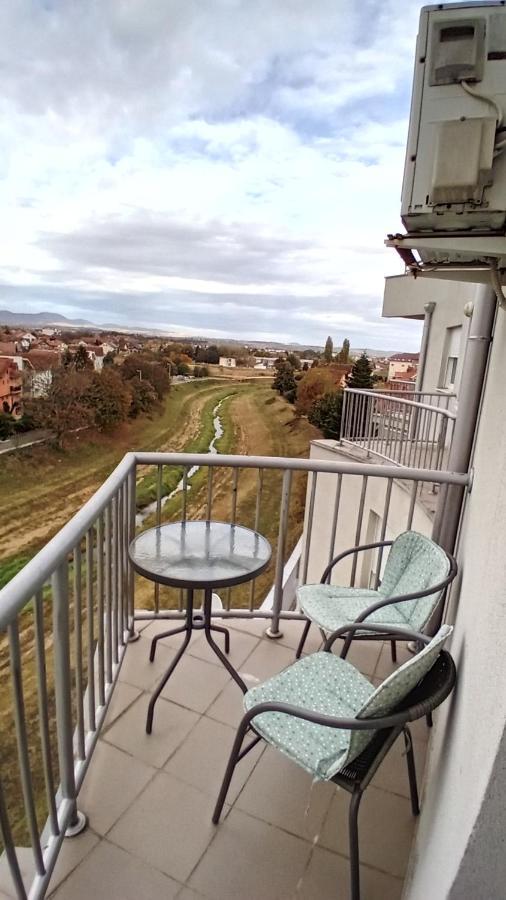 Wing 3 Apartman ,,Bc ,, Jagodina Exterior foto